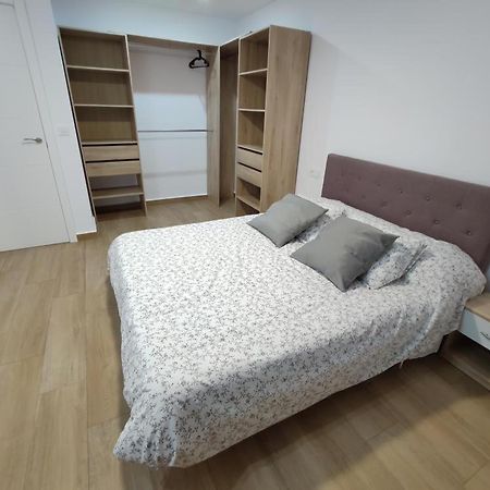 Piso 3 Dormitorios Renovado Centro Urbano دينايا المظهر الخارجي الصورة