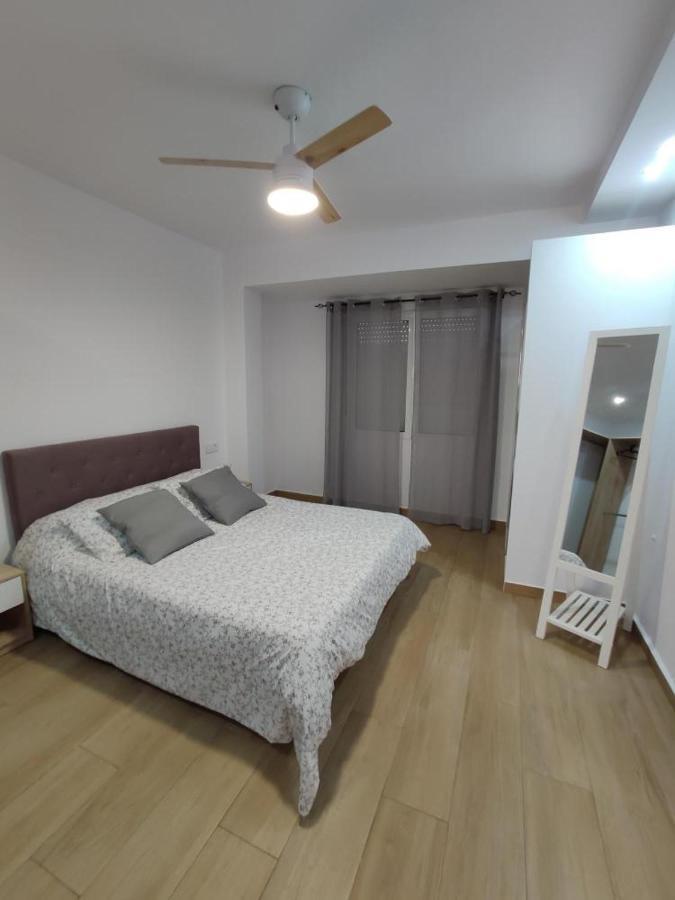 Piso 3 Dormitorios Renovado Centro Urbano دينايا المظهر الخارجي الصورة